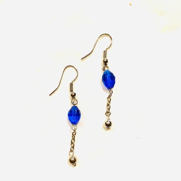 Blue beads Dangling Earrings - Picture 1 of 5